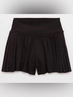 NWT OFFLINE By Aerie Real Me Pleated Flowy Short